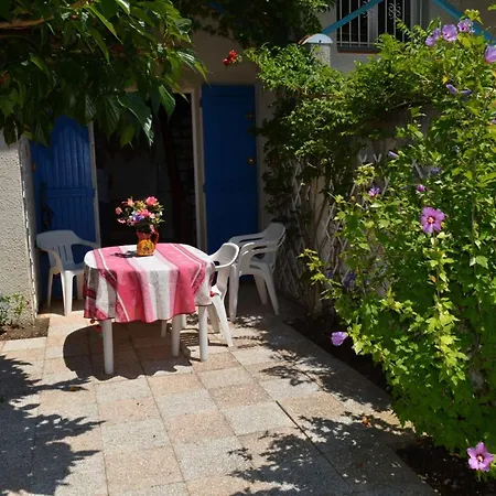 Maison 2 Pieces Avec Mezzanine, Proche Plage, Terrasse, Parking, Animaux Acceptes, - Fr-1-225-716 Dom wakacyjny